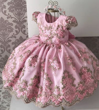 Load image into Gallery viewer, Girls Dress Elegant New Year Princess Children Party Dress Wedding Gown Kids Dresses for Girls Birthday Party Dress Vestido Wear
