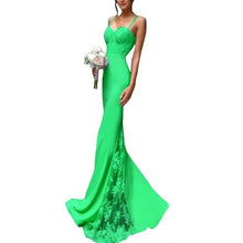 Load image into Gallery viewer, Women&#39;s Mermaid Bridesmaid Dresses Spaghetti Straps Lace Satin Bridesmaid Dresses Applique Prom Dresses Long Wedding Guest Dress

